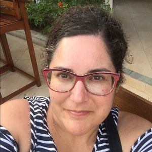 Meet your Posher, Lea-ann